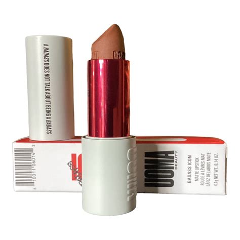 uoma beauty tracy lipstick.